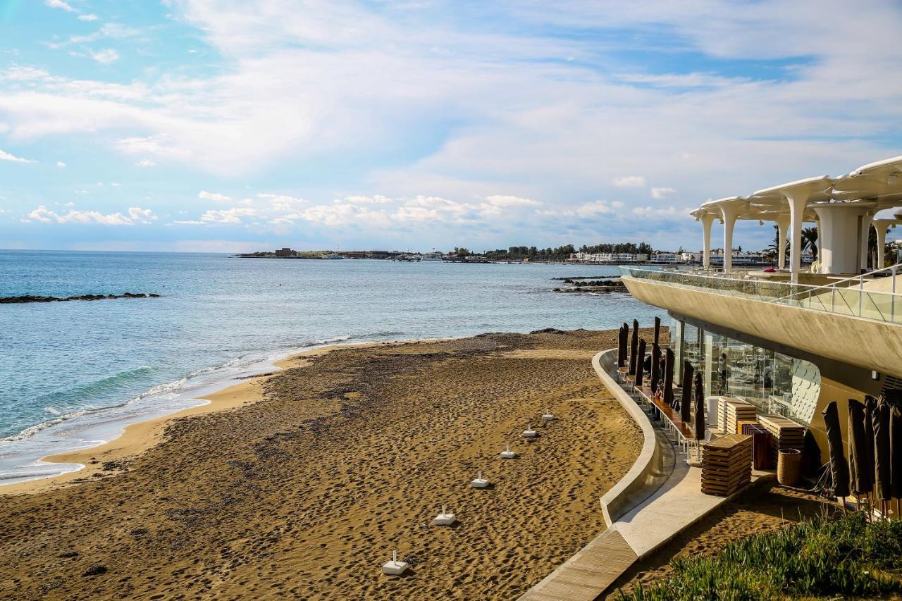 Sea Side Appartment In Kato Paphos Exterior photo